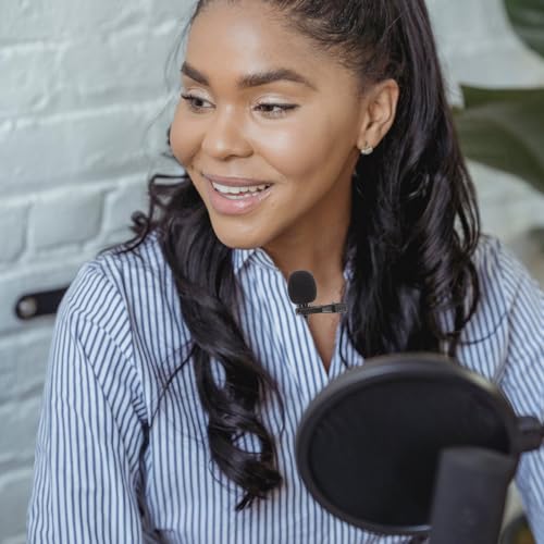 Clip-on Lapel Microphone Noise-Cancelling Wired Portable Mic for Interview Recording, Black Lavalier Mic for Phone, Professional Broadcast and Vlog Use