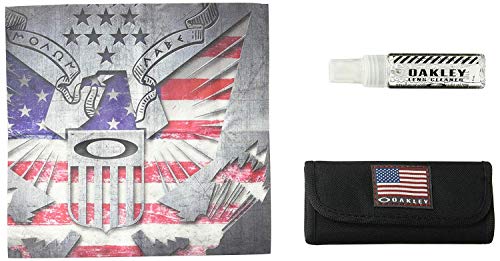 Oakley Lens Cleaning Kit - color: Usa Flag
