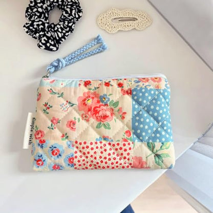 Cotton Quilted Floral Coin Purse Digital Camera Pouch with Cute Prints Zipper for Women Girls (PESTEL PATCH) - color: PESTEL PATCH