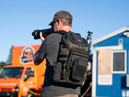 Think Tank DarkLight 20L Tactical Camera Backpack (Montane Green) - color: Montane Green, size: 20 liters