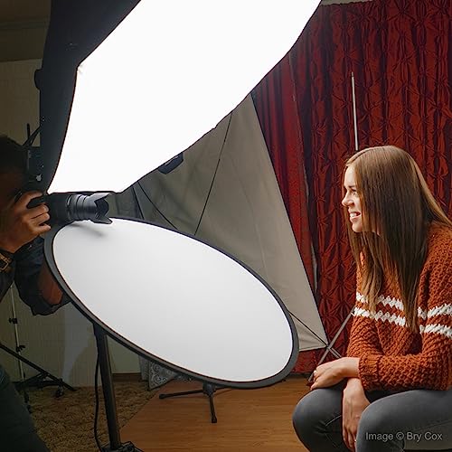 Rogue 2-in-1 Collapsible Reflector - Super Soft Silver / Natural White 32” | a softer more diffuse light than shiny silver reflectors - size: 32" Reflector