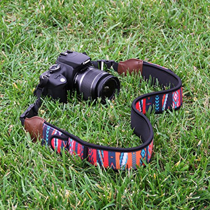 USA Gear TrueSHOT Camera Strap Neoprene Camera Straps - Padded Neck Strap, Pockets, and Quick Release Buckles - Compatible with Canon, Nikon, Sony and More DSLR and Mirrorless Cameras (Southwest) - color: Southwest