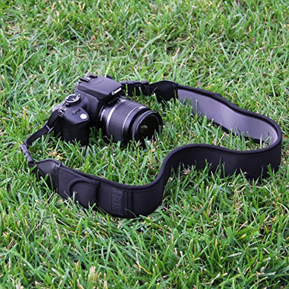 USA Gear TrueSHOT Camera Strap Neoprene Camera Straps - Padded Neck Strap, Pockets, and Quick Release Buckles - Compatible with Canon, Nikon, Sony and More DSLR and Mirrorless Cameras (Black) - color: Black